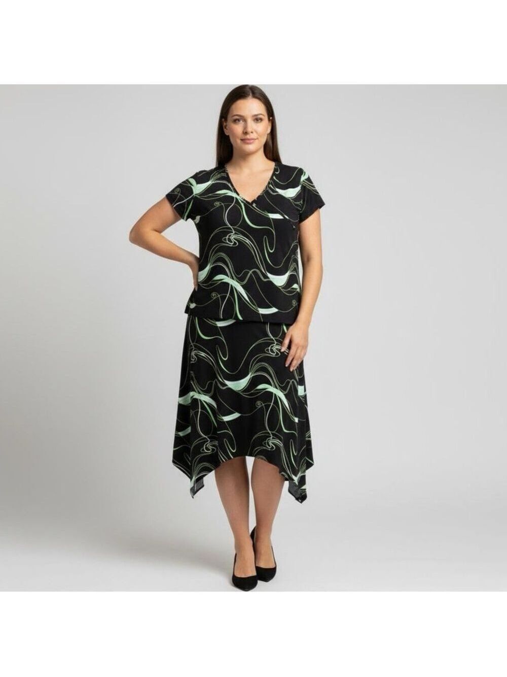 Susan Lawrence 2-Piece Skirt & Top Set Black Green Abstract Print - Size 1X-2X